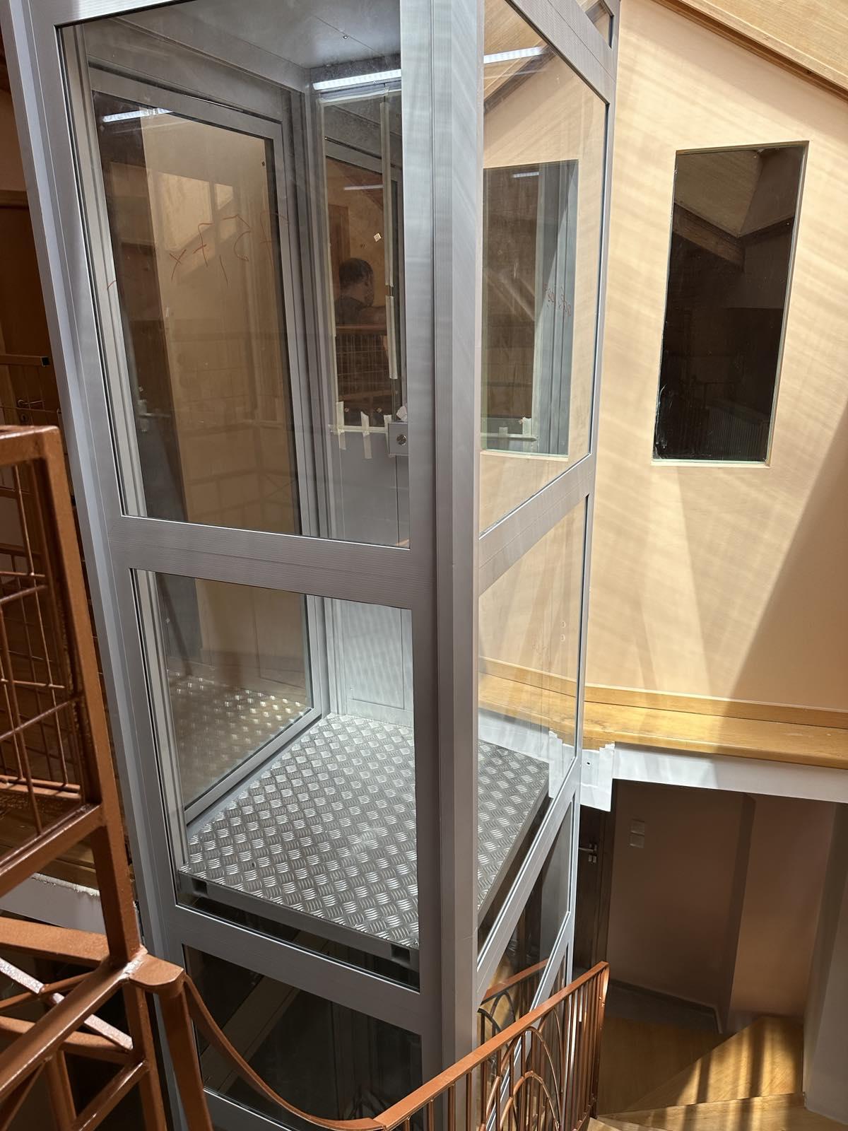 Ανελκυστήρες σκάλας, Αναβατόρια Σκάλας, Ανελκυστήρες ΑΜΕΑ, Αναβατόρια ΑΜΕΑ, Ασανσέρ Σκάλας, Ανελκυστήρες,  Ασανσέρ, Αναβατόρια, Πλατφόρμες, ΑΜΕΑ, Πλατφορμες ΑΜΕΑ, Εσωτερικοι Ανελκυστήρες, Εσωτερικά Ασανσέρ, Εσωτερικοι Ανελκυστήρες, Εσωτερικά Ασανσέρ, Εξωτερικοι Ανελκυστήρες, Εξωτερικά Ασανσέρ