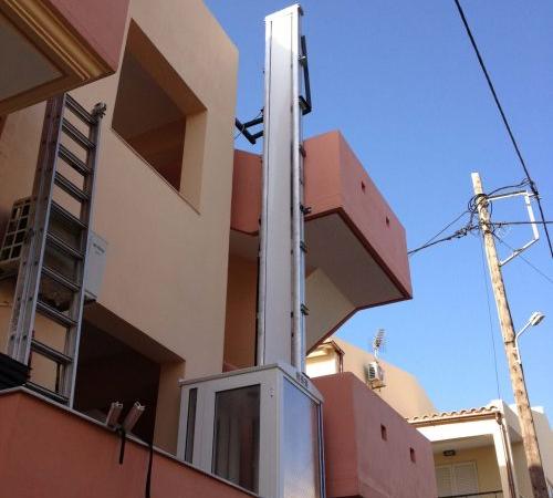 Stairlifts, Stair Lifts, Lifts for the Disabled, Lifts for the Disabled, Stair Platforms, Stair Lifts, Lifts, Lifts, Lifts, Platforms, Disabled, Platforms for the Disabled, Pool Lifts, Pool Lifts, Pool Platforms, Indoor Lifts, Indoor Lifts, Outdoor the elevators, Exterior Elevator