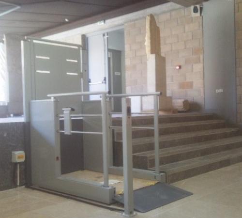 Stairlifts, Stair Lifts, Lifts for the Disabled, Lifts for the Disabled, Stair Platforms, Stair Lifts, Lifts, Lifts, Lifts, Platforms, Disabled, Platforms for the Disabled, Pool Lifts, Pool Lifts, Pool Platforms, Indoor Lifts, Indoor Lifts, Outdoor the elevators, Exterior Elevator