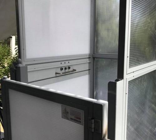 Stairlifts, Stair Lifts, Lifts for the Disabled, Lifts for the Disabled, Stair Platforms, Stair Lifts, Lifts, Lifts, Lifts, Platforms, Disabled, Platforms for the Disabled, Pool Lifts, Pool Lifts, Pool Platforms, Indoor Lifts, Indoor Lifts, Outdoor the elevators, Exterior Elevator